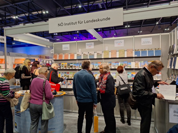 Besucher der Buch Wien