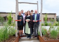LH-Stellvertreter Pernkopf bei Eröffnung der STYX Gartenwelt in Ober-Grafendorf