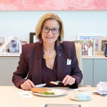 „Wir setzen auf Qualität aus Niederösterreich“, sagt Landeshauptfrau Johanna Mikl-Leitner zum Rahmenvertrag für Fleisch- und Wurstlieferung für die Landhausküche.