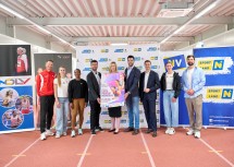 (v.l.n.r.) Philipp Unfried, ÖLV Projekttrainer Sprint/Hürden, Karin Strametz, Christania Williams, Stadtrat Ali Firat, Meetingdirektorin Beate Taylor, LH-Stv. Udo Landbauer, NV-Vorstandsdirektor Stefan Wukovitsch, Magdalena Lindner und Meetingdirektor Clemens Ipkovich.