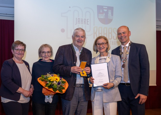 Feierlichkeit zu 100 Jahren Stadtgemeinde Raabs an der Thaya